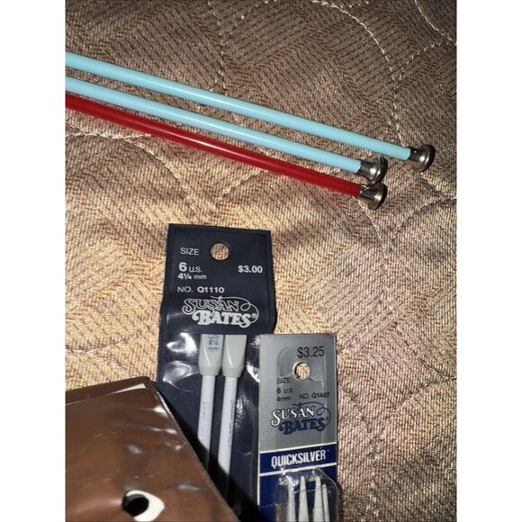 Knitting Needles Lot Different Colors And Sizes 2 4 5 6 Plastic Metal Most New - Picture 6 of 10